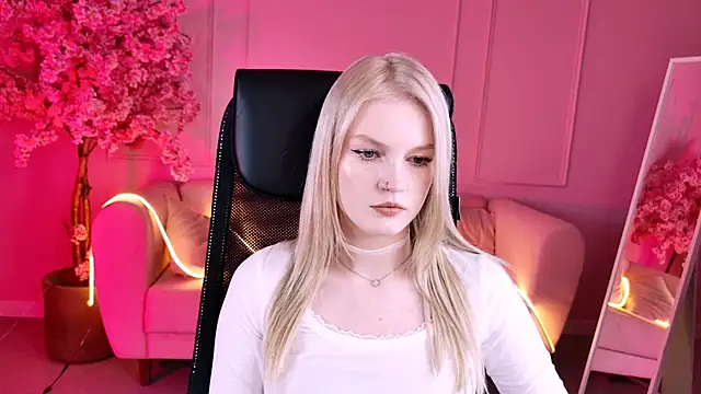 GraceGlamour online show from November 2025 01:11:01 PM