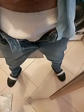 Snapshot of ptrz990 chatting on November 2025 01:55:02 PM ptrz990 online show from November 2025 01:55:02 PM