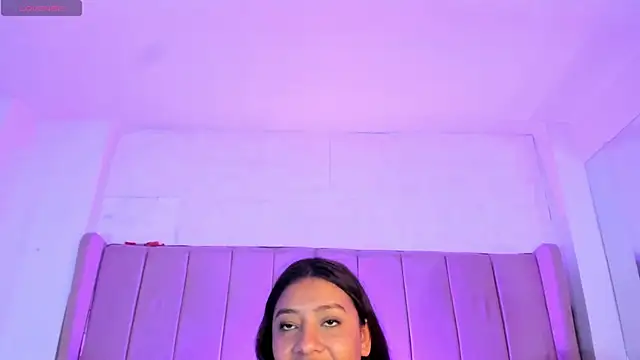 Snapshot of MollyBigBoobs12 chatting on March 2025 02:05:01 AM MollyBigBoobs12 online show from March 2025 02:05:01 AM