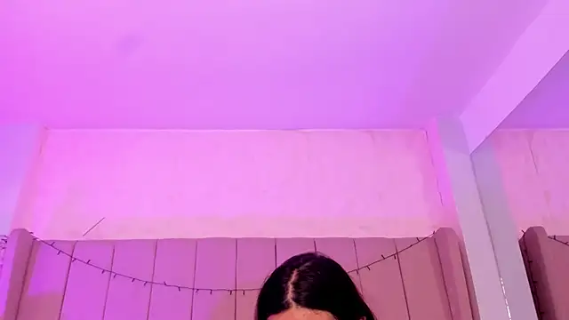 Snapshot of MollyBigBoobs12 chatting on September 2025 08:09:02 PM MollyBigBoobs12 online show from September 2025 08:09:02 PM