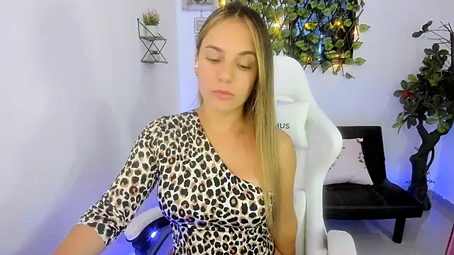 Sara lopez 28 online show from January 2025 03:24:01 PM