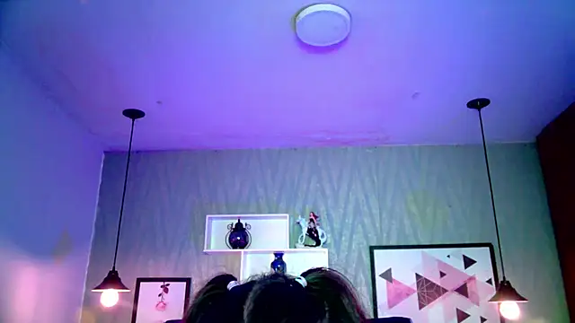 Snapshot of Valeria_roussi chatting on December 2024 07:50:02 PM Valeria roussi online show from December 2024 07:50:02 PM