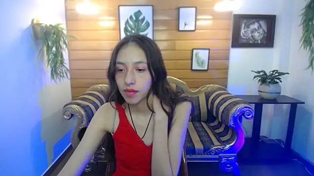 Snapshot of Valeria_roussi chatting on February 2025 11:03:02 PM Valeria roussi online show from February 2025 11:03:02 PM