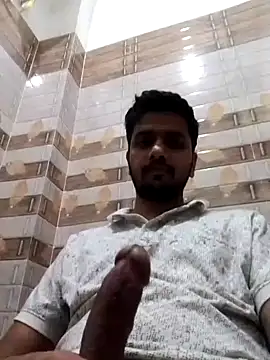 Snapshot of itachigunn chatting on March 2026 08:55:01 PM itachigunn online show from March 2026 08:55:01 PM