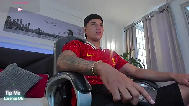 Damian23   online show from March 2026 01:17:02 PM