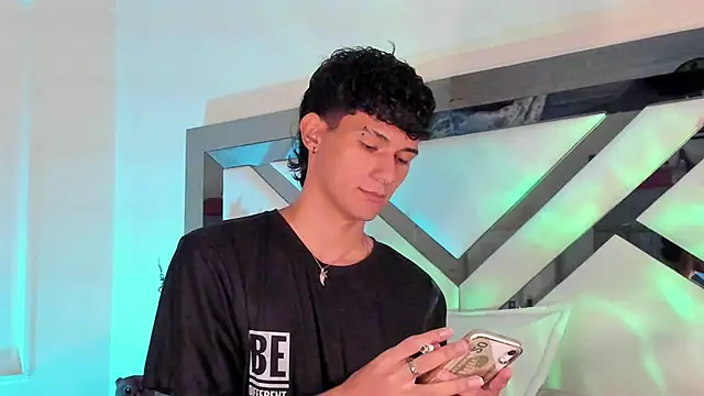 Alexx tc online show from February 2025 12:06:01 PM