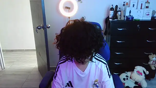 Snapshot of thomascooper7 chatting on October 2025 05:34:02 PM thomascooper7 online show from October 2025 05:34:02 PM