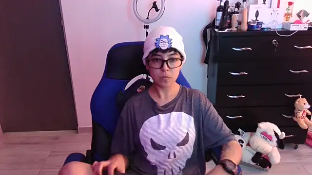 Snapshot of thomascooper7 chatting on November 2025 06:18:02 PM thomascooper7 online show from November 2025 06:18:02 PM