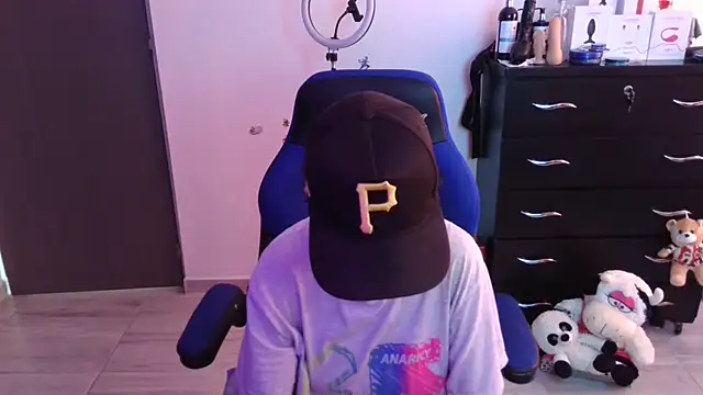 Snapshot of thomascooper7 chatting on November 2025 07:14:01 PM thomascooper7 online show from November 2025 07:14:01 PM