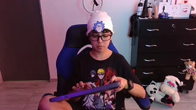 Snapshot of thomascooper7 chatting on November 2025 06:08:02 PM thomascooper7 online show from November 2025 06:08:02 PM