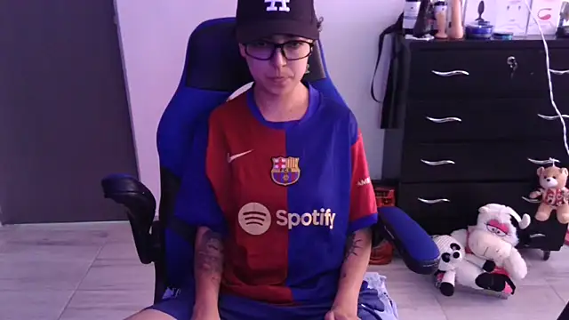 Snapshot of thomascooper7 chatting on November 2025 05:46:02 PM thomascooper7 online show from November 2025 05:46:02 PM