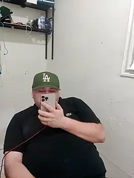 Snapshot of RodeMud chatting on February 2026 10:16:02 AM RodeMud online show from February 2026 10:16:02 AM