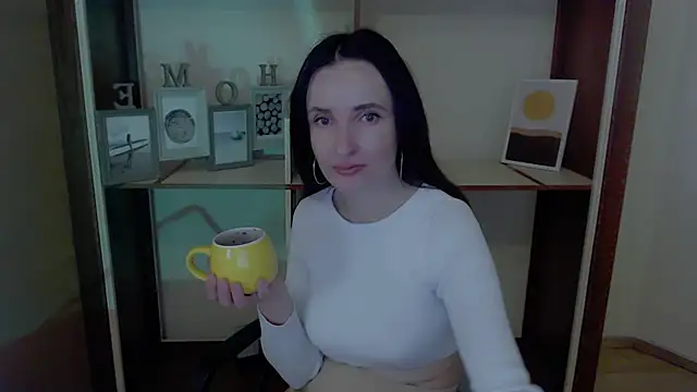 LaimaV  online show from September 2025 08:31:02 AM