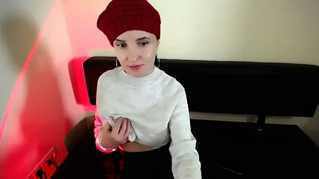 LaimaV  online show from January 2026 05:27:02 PM