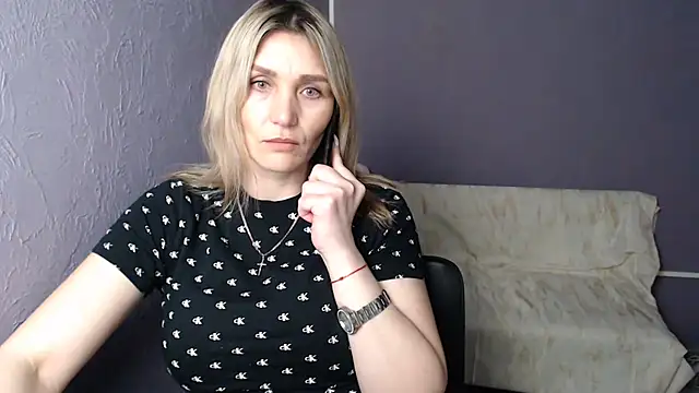  sexy lady online show from February 2025 04:02:01 PM