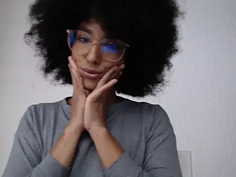 violettamartins online show from April 2026 08:47:01 PM