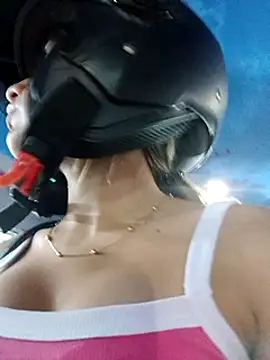 GIRL DONCELLA online show from December 2024 10:53:02 PM