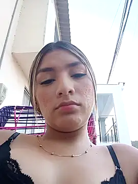 GIRL DONCELLA online show from January 2025 10:37:01 PM