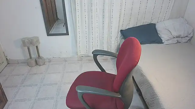 Snapshot of Orionferrer- chatting on December 2025 01:33:02 AM Orionferrer- online show from December 2025 01:33:02 AM