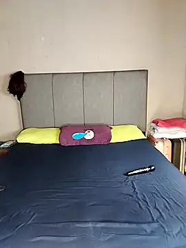 ThickPearlx23 online show from September 2025 07:54:01 AM