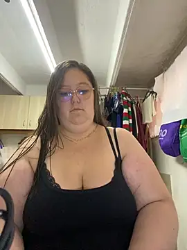 Chloee ep online show from September 2025 10:21:01 PM