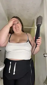 Chloee ep online show from October 2025 02:12:01 AM