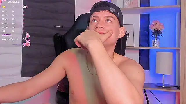 JadeSmiith  online show from December 2024 12:18:01 AM