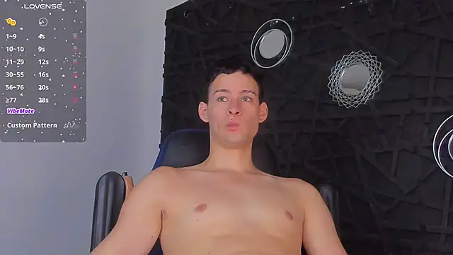 JadeSmiith  online show from January 2025 09:20:01 PM