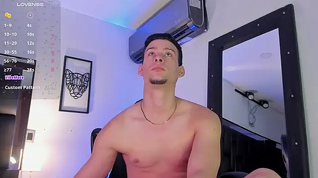 JadeSmiith  online show from March 2025 10:07:02 PM