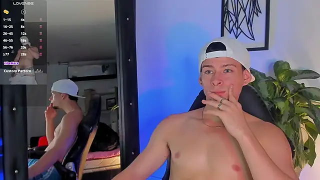 JadeSmiith  online show from November 2025 09:36:01 PM