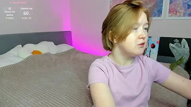 Sara Robinson online show from November 2025 02:22:02 AM