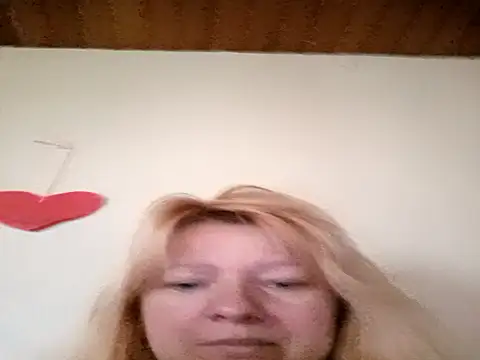 Lauri scherri online show from December 2025 11:19:01 AM