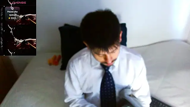 Snapshot of Mercury_muscle chatting on October 2025 11:05:02 AM Mercury muscle online show from October 2025 11:05:02 AM