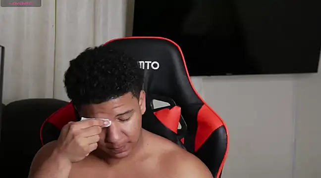 May Dylan1 online show from December 2024 08:58:01 PM