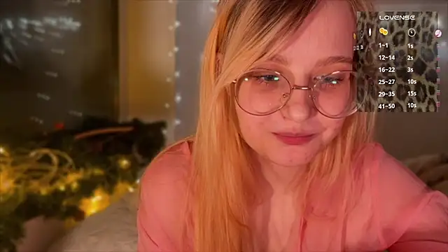 JacyWinslat online show from February 2025 06:39:01 PM