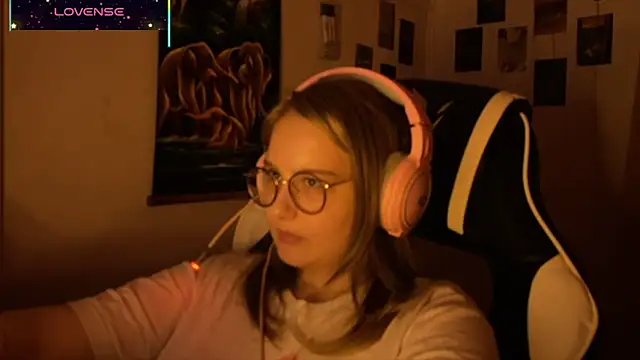 JacyWinslat online show from October 2025 07:44:02 PM