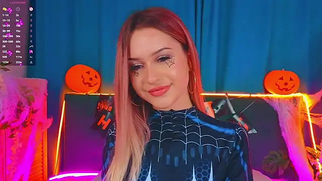 AlinaWalters online show from October 2025 08:44:02 PM