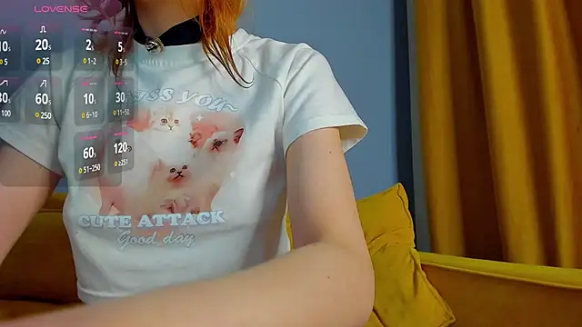 Snapshot of Little_Chips chatting on January 2025 02:10:02 PM Little Chips online show from January 2025 02:10:02 PM