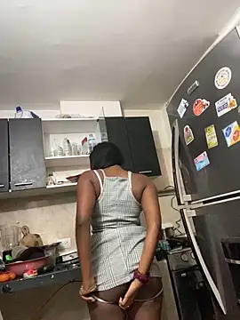 Snapshot of EscorpiLeoncita chatting on January 2025 05:02:01 AM EscorpiLeoncita online show from January 2025 05:02:01 AM