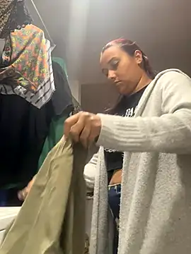 Cafeziitha02 online show from December 2025 12:20:02 AM