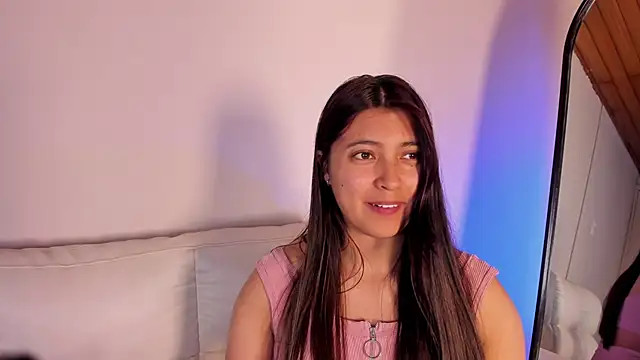 Snapshot of Rebeca_Williams_ chatting on January 2025 03:02:02 AM Rebeca Williams  online show from January 2025 03:02:02 AM