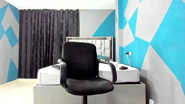 Snapshot of simookeler chatting on December 2024 03:27:02 AM simookeler online show from December 2024 03:27:02 AM