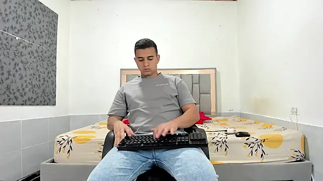 simookeler online show from November 2025 01:50:02 AM