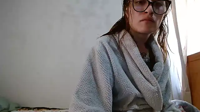 Snapshot of kittenlizz chatting on February 2025 05:47:02 PM kittenlizz online show from February 2025 05:47:02 PM