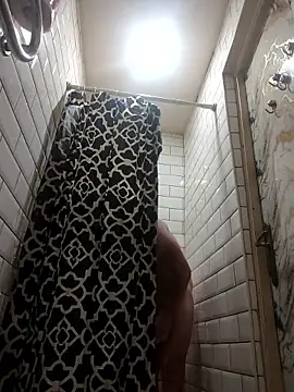 FloatyElkhound online show from April 2026 06:47:02 AM