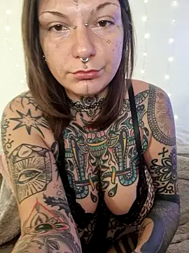 lizzardqueeen online show from February 2026 07:53:01 AM