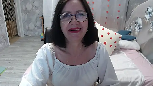 Snapshot of OlgaHottie chatting on June 2026 11:41:02 PM OlgaHottie online show from June 2026 11:41:02 PM