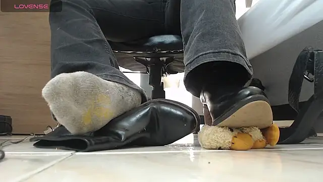 Snapshot of alma_fenix chatting on February 2025 03:10:01 PM alma fenix online show from February 2025 03:10:01 PM