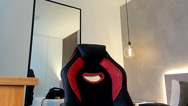 Snapshot of alma_fenix chatting on November 2025 12:27:02 PM alma fenix online show from November 2025 12:27:02 PM