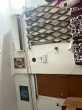 John desihunk online show from November 2025 05:48:01 PM